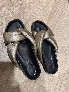 Chloe Metallic Gold Knotted Slide Sandals